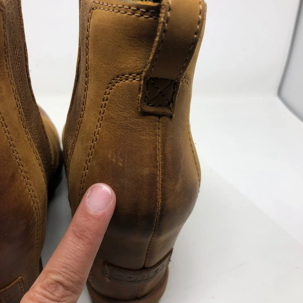 Sorel Joan of Arctic Wedge II Chelsea Boots Womens 9 Camel Brown Urban Outdoor